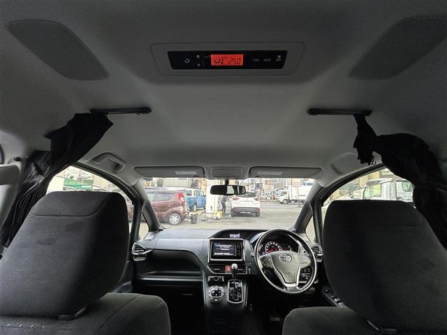 ヴォクシー V ◇純正SDナビ◇フルセグTV◇バックカメラ◇クルーズコントロール追従機能無◇ビルトインETC◇両側パワースライドドア◇DVD再生機能付き◇自動防眩ミラー◇後席ロールサンシェード◇純正15インチAW(37枚目)