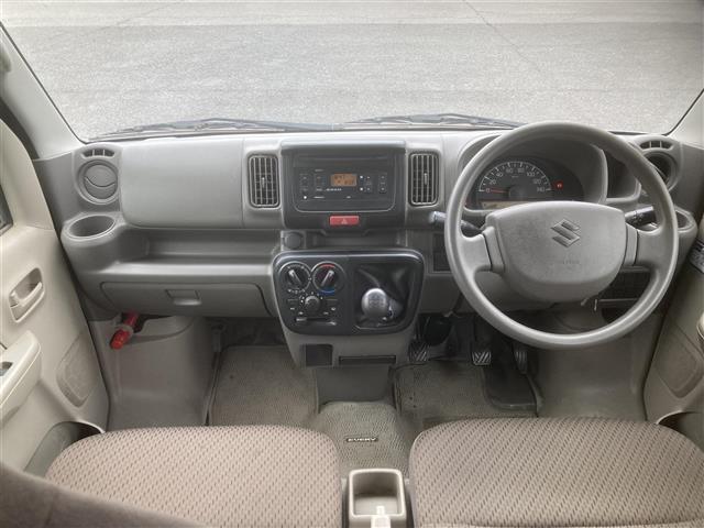 エブリイ PCリミテッド ◇MT車◇オーバーヘッドシェルフ◇パワーステアリング◇前席パワーウィンドウ◇CD◇AUX◇AM/FM◇リモコンキー/スペア1本◇純正フロアマット◇ABS◇盗難防止装置◇Wエアバッグ◇両側スライドドア(34枚目)