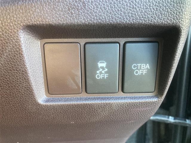 N-WGNカスタム G・ターボパッケージ ◇純正ナビ◇フルセグTV◇シティブレーキアクティブシステム◇クルーズコントロール追従機能無◇前後ドライブレコーダー◇スマートキー/スペア1本◇ハーフレザーシート◇ベンチシート◇DVD再生機能付(7枚目)