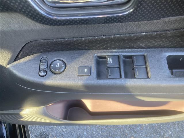 N-WGNカスタム G・ターボパッケージ ◇純正ナビ◇フルセグTV◇シティブレーキアクティブシステム◇クルーズコントロール追従機能無◇前後ドライブレコーダー◇スマートキー/スペア1本◇ハーフレザーシート◇ベンチシート◇DVD再生機能付(8枚目)