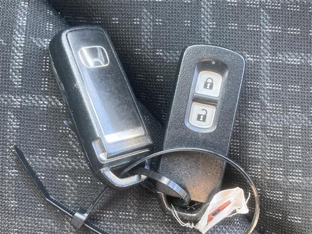 N-WGNカスタム G・ターボパッケージ ◇純正ナビ◇フルセグTV◇シティブレーキアクティブシステム◇クルーズコントロール追従機能無◇前後ドライブレコーダー◇スマートキー/スペア1本◇ハーフレザーシート◇ベンチシート◇DVD再生機能付(9枚目)