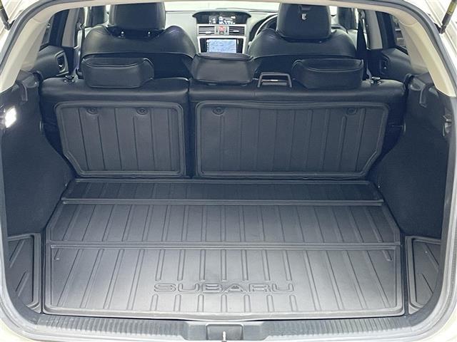 レヴォーグ 1.6GT-Sアイサイト ◇ターボ車◇アドバンスドセイフティパッケージ◇純正メモリナビ◇フルセグTV◇バックカメラ◇SI-DRIVE◇プリクラッシュセーフティ◇全車速追従機能付クルーズコントロール◇車線逸脱警報機能(24枚目)