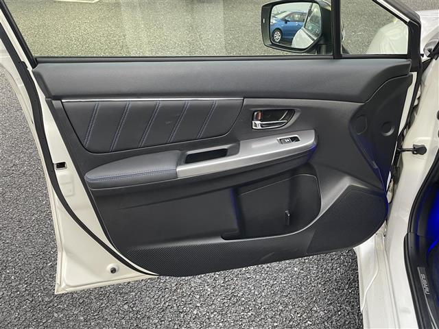 レヴォーグ 1.6GT-Sアイサイト ◇ターボ車◇アドバンスドセイフティパッケージ◇純正メモリナビ◇フルセグTV◇バックカメラ◇SI-DRIVE◇プリクラッシュセーフティ◇全車速追従機能付クルーズコントロール◇車線逸脱警報機能(29枚目)