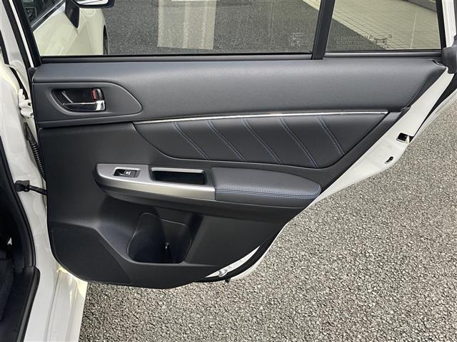 レヴォーグ 1.6GT-Sアイサイト ◇ターボ車◇アドバンスドセイフティパッケージ◇純正メモリナビ◇フルセグTV◇バックカメラ◇SI-DRIVE◇プリクラッシュセーフティ◇全車速追従機能付クルーズコントロール◇車線逸脱警報機能(31枚目)