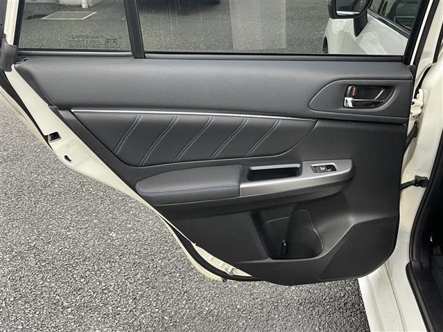 レヴォーグ 1.6GT-Sアイサイト ◇ターボ車◇アドバンスドセイフティパッケージ◇純正メモリナビ◇フルセグTV◇バックカメラ◇SI-DRIVE◇プリクラッシュセーフティ◇全車速追従機能付クルーズコントロール◇車線逸脱警報機能(33枚目)