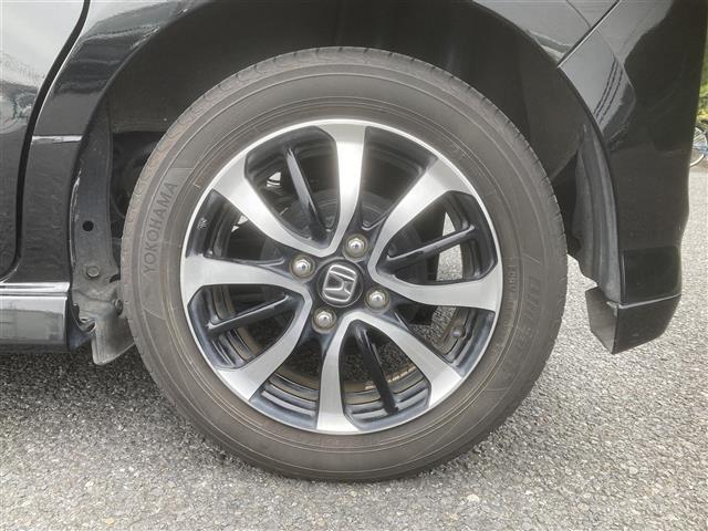 N-BOXカスタム G・EXホンダセンシング ◇社外HDDナビ◇フルセグTV◇バックカメラ◇衝突軽減ブレーキ◇アダプティブクルーズコントロール◇レーンキープアシスト◇車線逸脱警報◇両側パワースライドドア◇ビルトインETC2.0◇純正14インチAW(28枚目)