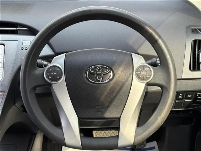 プリウス Sツーリングセレクション ◆純正メモリナビ◆バックカメラ◆プッシュスタート◆ステアリングスイッチ◆ビルトインETC◆モデリスタエアロ◆純正17インチAW◆オートエアコン◆HIDオートライト◆フォグランプ(6枚目)