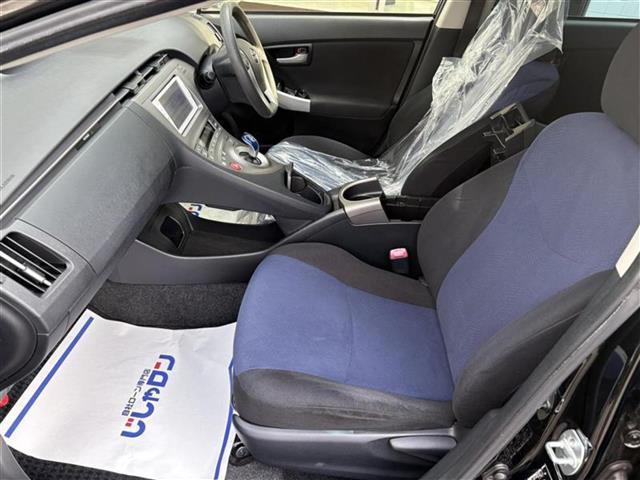 プリウス Sツーリングセレクション ◆純正メモリナビ◆バックカメラ◆プッシュスタート◆ステアリングスイッチ◆ビルトインETC◆モデリスタエアロ◆純正17インチAW◆オートエアコン◆HIDオートライト◆フォグランプ(22枚目)