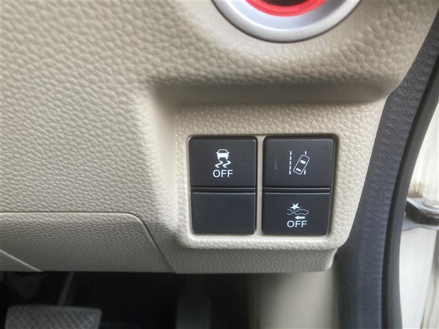 Ｎ－ＢＯＸ Ｇホンダセンシング　◇純正ナビ◇バックカメラ◇アダプティブクルーズコントロール◇衝突軽減ブレーキ◇車線逸脱警報◇レーンキープアシスト◇ビルトインＥＴＣ◇ドアバイザー◇ベンチシート◇プッシュスタート◇スマートキー（6枚目）