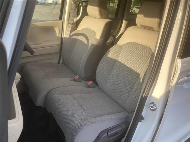 Ｎ－ＢＯＸ Ｇホンダセンシング　◇純正ナビ◇バックカメラ◇アダプティブクルーズコントロール◇衝突軽減ブレーキ◇車線逸脱警報◇レーンキープアシスト◇ビルトインＥＴＣ◇ドアバイザー◇ベンチシート◇プッシュスタート◇スマートキー（17枚目）