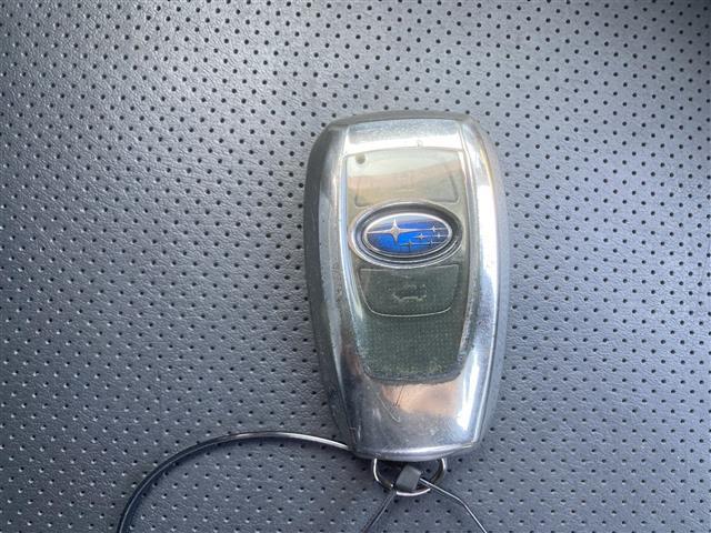 レヴォーグ １．６ＧＴ－Ｓアイサイト　◇ＡＷＤ◇ターボ車◇純正ナビ◇フルセグＴＶ◇バックカメラ◇プリクラッシュセーフティ◇ＳＩ－ＤＲＩＶＥ◇ヒルスタートアシスト◇革巻ステアリング◇革巻シフトノブ◇パドルシフト◇前席パワーシート（11枚目）