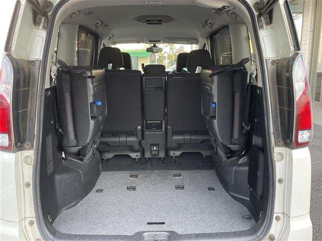 セレナ ハイウェイスター プロパイロットエディション 純正ナビ フルセグTV バックカメラ 両側パワースライドドア プロパイロット 衝突軽減システム 横滑り防止 ステアリングスイッチ 革巻きステアリング ETC デュアルバックドア フォグランプ(28枚目)