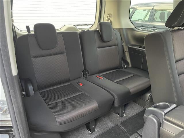 セレナ ハイウェイスター プロパイロットエディション 純正ナビ フルセグTV バックカメラ 両側パワースライドドア プロパイロット 衝突軽減システム 横滑り防止 ステアリングスイッチ 革巻きステアリング ETC デュアルバックドア フォグランプ(36枚目)