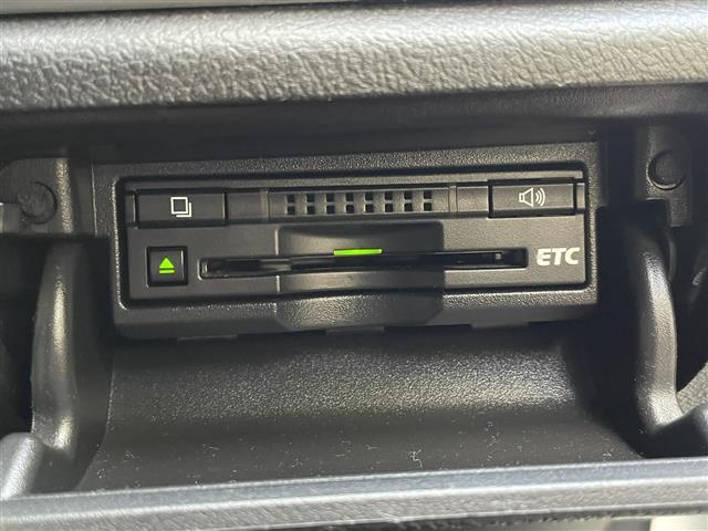 クラウンハイブリッド アスリート 純正ナビ フルセグTV バックカメラ デュアルエアコン クルーズコントロール 革巻きステアリング ステアリングスイッチ シートヒーター(前席) ETC ドアバイザー フォグランプ 電格ウィンカーミラー(14枚目)