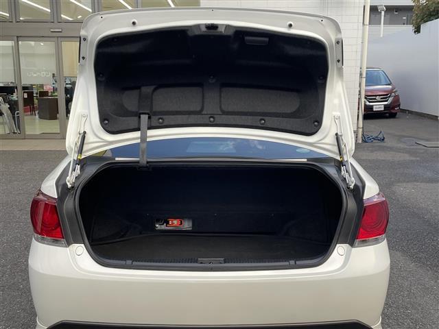 クラウンハイブリッド アスリート 純正ナビ フルセグTV バックカメラ デュアルエアコン クルーズコントロール 革巻きステアリング ステアリングスイッチ シートヒーター(前席) ETC ドアバイザー フォグランプ 電格ウィンカーミラー(25枚目)