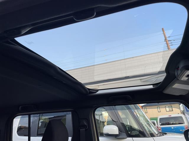 タフト Ｇターボ　純正ナビ　フルセグＴＶ　全方位カメラ　サンルーフ　革巻きステアリング　ステアリングスイッチ　スマートアシスト　シートヒーター（前席）　電動パーキングブレーキ　オートブレーキホールド　ＥＴＣ　ＵＳＢ×３（18枚目）