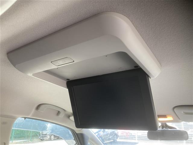 セレナ ハイウェイスター　◇純正メモリナビ◇純正フリップダウンモニター◇アラウンドビューモニター◇エマージェンシーブレーキ◇クルーズコントロール◇ビルトインＥＴＣ◇両側パワースライドドア◇スマートマルチセンターシート（3枚目）