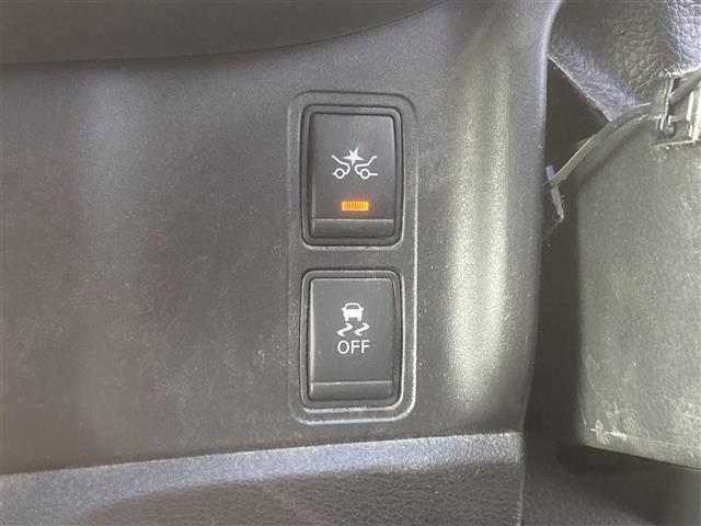 セレナ ハイウェイスター　◇純正メモリナビ◇純正フリップダウンモニター◇アラウンドビューモニター◇エマージェンシーブレーキ◇クルーズコントロール◇ビルトインＥＴＣ◇両側パワースライドドア◇スマートマルチセンターシート（7枚目）