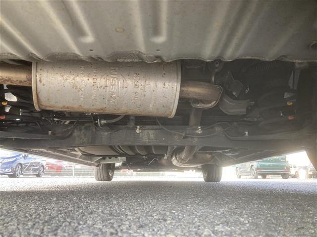 セレナ ハイウェイスター　◇純正メモリナビ◇純正フリップダウンモニター◇アラウンドビューモニター◇エマージェンシーブレーキ◇クルーズコントロール◇ビルトインＥＴＣ◇両側パワースライドドア◇スマートマルチセンターシート（39枚目）