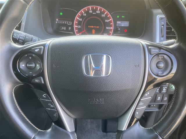 オデッセイ アブソルート・ＥＸ　◇純正ナビ◇フルセグＴＶ◇マルチビューカメラシステム◇フリップダウンモニター◇衝突被害軽減システム◇両側パワースライドドア◇運転席パワーシート◇ビルトインＥＴＣ◇ハーフレザーシート◇キャプテンシート（8枚目）