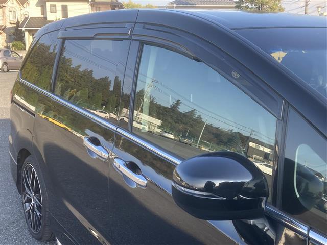 オデッセイ アブソルート・ＥＸ　◇純正ナビ◇フルセグＴＶ◇マルチビューカメラシステム◇フリップダウンモニター◇衝突被害軽減システム◇両側パワースライドドア◇運転席パワーシート◇ビルトインＥＴＣ◇ハーフレザーシート◇キャプテンシート（12枚目）