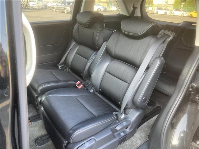 オデッセイ アブソルート・ＥＸ　◇純正ナビ◇フルセグＴＶ◇マルチビューカメラシステム◇フリップダウンモニター◇衝突被害軽減システム◇両側パワースライドドア◇運転席パワーシート◇ビルトインＥＴＣ◇ハーフレザーシート◇キャプテンシート（21枚目）