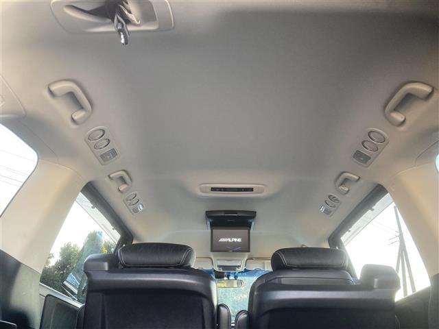 オデッセイ アブソルート・ＥＸ　◇純正ナビ◇フルセグＴＶ◇マルチビューカメラシステム◇フリップダウンモニター◇衝突被害軽減システム◇両側パワースライドドア◇運転席パワーシート◇ビルトインＥＴＣ◇ハーフレザーシート◇キャプテンシート（24枚目）