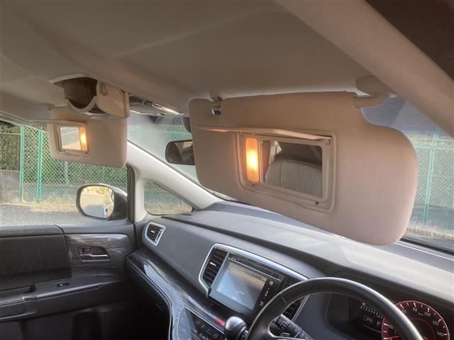 オデッセイ アブソルート・ＥＸ　◇純正ナビ◇フルセグＴＶ◇マルチビューカメラシステム◇フリップダウンモニター◇衝突被害軽減システム◇両側パワースライドドア◇運転席パワーシート◇ビルトインＥＴＣ◇ハーフレザーシート◇キャプテンシート（25枚目）