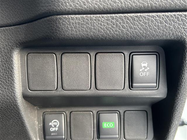 エクストレイル ２０Ｘ　エマージェンシーブレーキパッケージ　◇純正ＳＤナビ◇バックカメラ◇車線逸脱警報◇エマージェンシーブレーキ◇撥水シート◇前席シートヒーター◇ヒルディセントコントロール◇ビルトインＥＴＣ◇プッシュスタート◇ルーフレール◇純正１７インチＡＷ（5枚目）