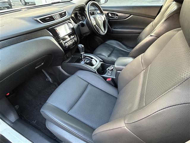 エクストレイル ２０Ｘ　エマージェンシーブレーキパッケージ　◇純正ＳＤナビ◇バックカメラ◇車線逸脱警報◇エマージェンシーブレーキ◇撥水シート◇前席シートヒーター◇ヒルディセントコントロール◇ビルトインＥＴＣ◇プッシュスタート◇ルーフレール◇純正１７インチＡＷ（30枚目）