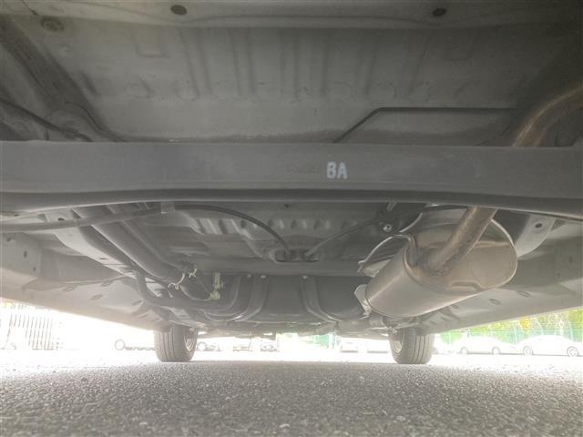 N-BOXカスタム G・Lパッケージ ◇社外メモリナビ◇フルセグTV◇バックカメラ◇シティブレーキアクティブシステム◇ETC◇左側パワースライドドア◇プッシュスタート◇スマートキー◇背面シートテーブル◇後席ロールサンシェード◇DVD再生可(40枚目)