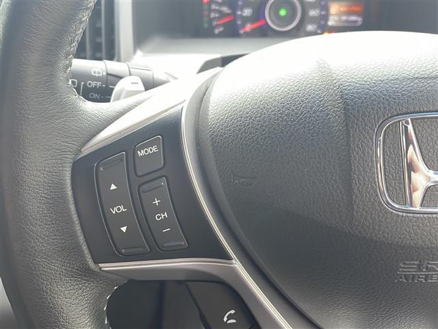 ステップワゴンスパーダ Z クールスピリット インターナビ セレクション 純正ナビ バックカメラ ドラレコ 両側パワスラ 純正フリップダウンモニター ハーフレザーシート オートライト AFS フォグライト アイドリングストップ パドルシフト ETC 純正アルミホイール(4枚目)