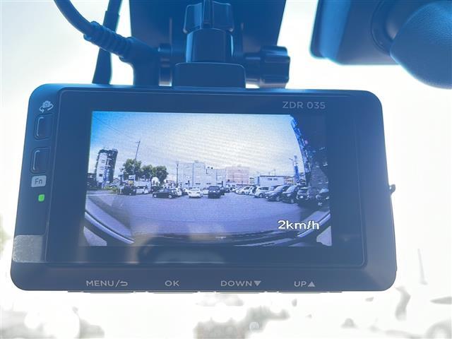 ステップワゴンスパーダ Z クールスピリット インターナビ セレクション 純正ナビ バックカメラ ドラレコ 両側パワスラ 純正フリップダウンモニター ハーフレザーシート オートライト AFS フォグライト アイドリングストップ パドルシフト ETC 純正アルミホイール(14枚目)