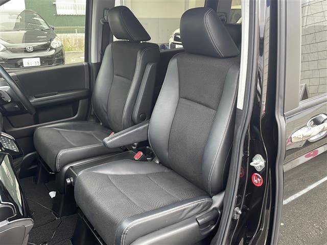 ステップワゴンスパーダ Z クールスピリット インターナビ セレクション 純正ナビ バックカメラ ドラレコ 両側パワスラ 純正フリップダウンモニター ハーフレザーシート オートライト AFS フォグライト アイドリングストップ パドルシフト ETC 純正アルミホイール(22枚目)