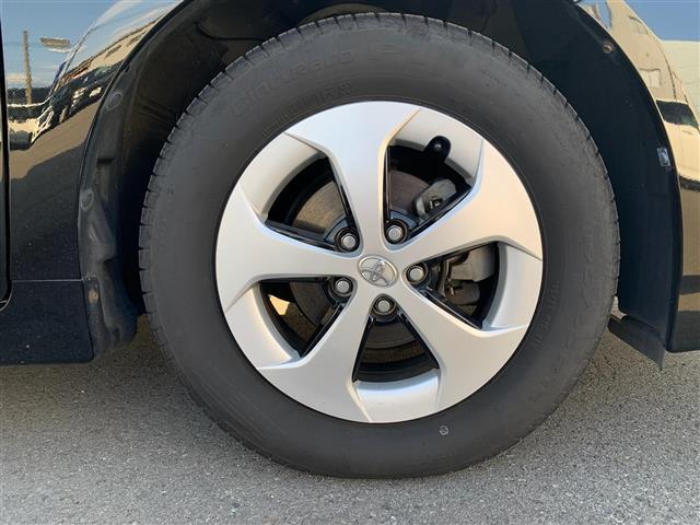 プリウス Ｓ　純正ナビ（ＣＤ・ＤＶＤ・ＢＴ接続可）／フルセグテレビ／バックカメラ／ＥＴＣ／フォグランプ／ＨＩＤ（19枚目）