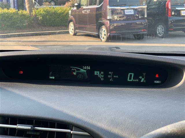 プリウス Ｓ　純正ナビ（ＣＤ・ＤＶＤ・ＢＴ接続可）／フルセグテレビ／バックカメラ／ＥＴＣ／フォグランプ／ＨＩＤ（27枚目）