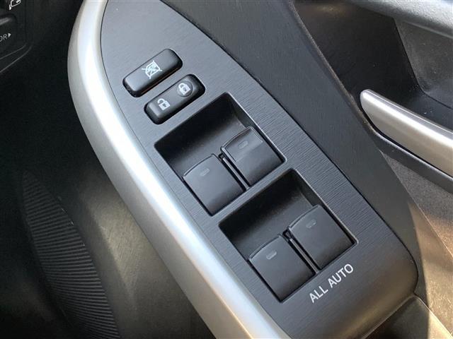 プリウス Ｓ　純正ナビ（ＣＤ・ＤＶＤ・ＢＴ接続可）／フルセグテレビ／バックカメラ／ＥＴＣ／フォグランプ／ＨＩＤ（32枚目）