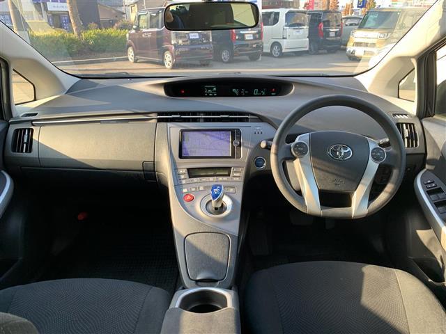 プリウス Ｓ　純正ナビ（ＣＤ・ＤＶＤ・ＢＴ接続可）／フルセグテレビ／バックカメラ／ＥＴＣ／フォグランプ／ＨＩＤ（35枚目）