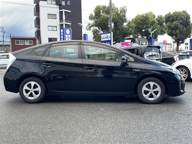 プリウス Ｇ　純正ナビ（ＣＤ・ＤＶＤ・ＢＴ接続可）／フルセグテレビ／バックカメラ／ＥＴＣ／ＨＩＤ／フォグランプ（32枚目）