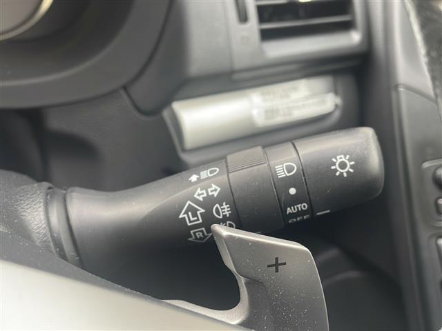 フォレスター ２．０ｉ－Ｓ　アイサイト　社外ナビ（ＣＤ・ＤＶＤ）／ワンセグテレビ／ＥＴＣ／パワーシート（Ｄ席・Ｎ席）／シートヒーター（Ｄ席・Ｎ席）／パワーバックドア（6枚目）