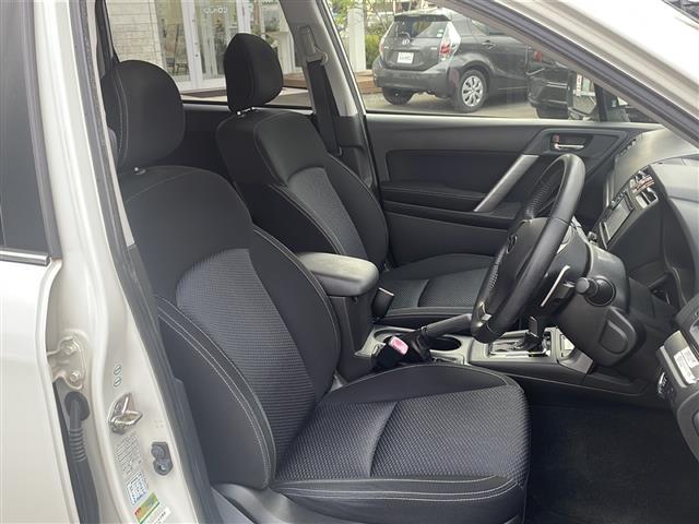 フォレスター ２．０ｉ－Ｓ　アイサイト　社外ナビ（ＣＤ・ＤＶＤ）／ワンセグテレビ／ＥＴＣ／パワーシート（Ｄ席・Ｎ席）／シートヒーター（Ｄ席・Ｎ席）／パワーバックドア（22枚目）