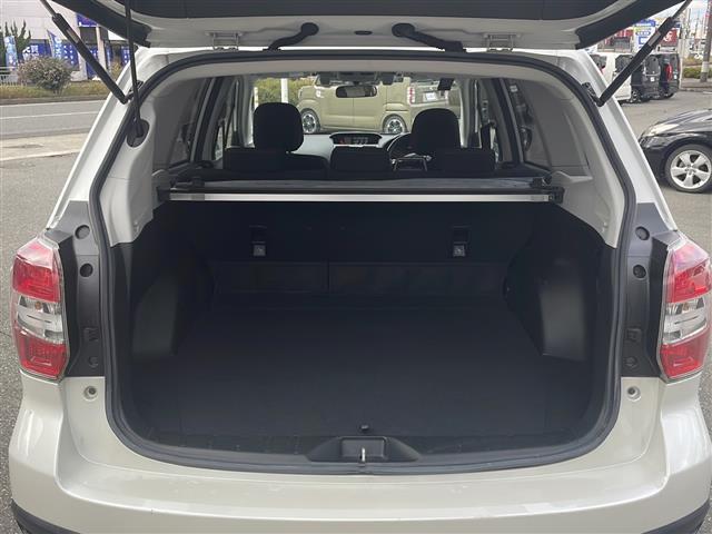 フォレスター ２．０ｉ－Ｓ　アイサイト　社外ナビ（ＣＤ・ＤＶＤ）／ワンセグテレビ／ＥＴＣ／パワーシート（Ｄ席・Ｎ席）／シートヒーター（Ｄ席・Ｎ席）／パワーバックドア（26枚目）