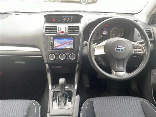 フォレスター ２．０ｉ－Ｓ　アイサイト　社外ナビ（ＣＤ・ＤＶＤ）／ワンセグテレビ／ＥＴＣ／パワーシート（Ｄ席・Ｎ席）／シートヒーター（Ｄ席・Ｎ席）／パワーバックドア（42枚目）