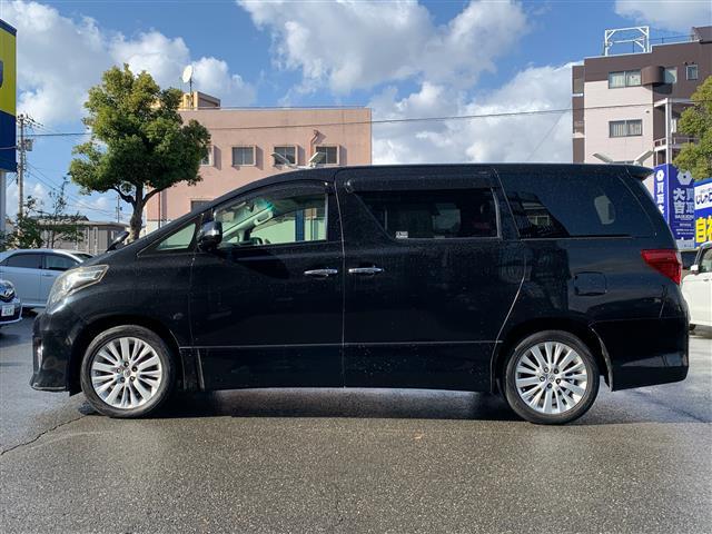 アルファード ２４０Ｓ　純正ナビ（ＣＤ・ＤＶＤ・ＢＴ接続可）／フルセグテレビ／バックカメラ／ビルトインＥＴＣ／フリップダウンモニター／両側パワースライドドア／コーナーセンサー／ＨＩＤ（8枚目）