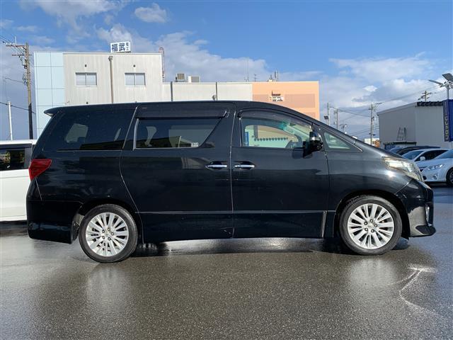 アルファード ２４０Ｓ　純正ナビ（ＣＤ・ＤＶＤ・ＢＴ接続可）／フルセグテレビ／バックカメラ／ビルトインＥＴＣ／フリップダウンモニター／両側パワースライドドア／コーナーセンサー／ＨＩＤ（9枚目）