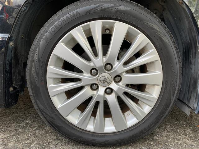 アルファード ２４０Ｓ　純正ナビ（ＣＤ・ＤＶＤ・ＢＴ接続可）／フルセグテレビ／バックカメラ／ビルトインＥＴＣ／フリップダウンモニター／両側パワースライドドア／コーナーセンサー／ＨＩＤ（19枚目）