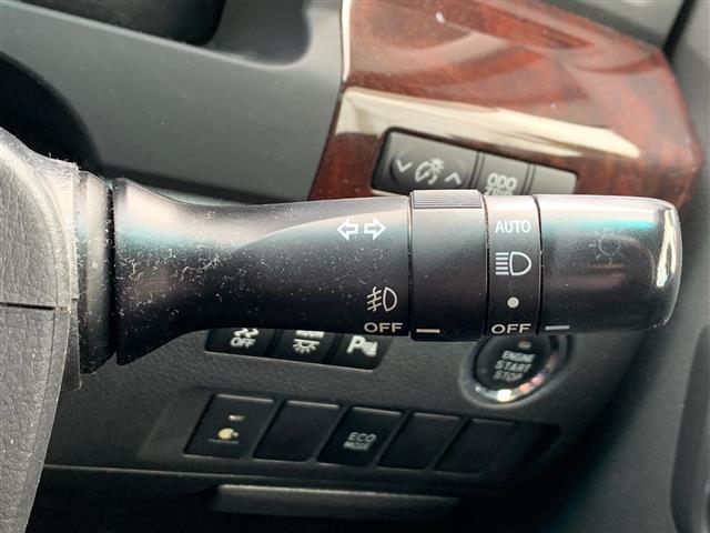 アルファード ２４０Ｓ　純正ナビ（ＣＤ・ＤＶＤ・ＢＴ接続可）／フルセグテレビ／バックカメラ／ビルトインＥＴＣ／フリップダウンモニター／両側パワースライドドア／コーナーセンサー／ＨＩＤ（24枚目）