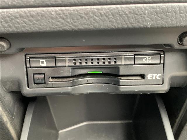アルファード ２４０Ｓ　純正ナビ（ＣＤ・ＤＶＤ・ＢＴ接続可）／フルセグテレビ／バックカメラ／ビルトインＥＴＣ／フリップダウンモニター／両側パワースライドドア／コーナーセンサー／ＨＩＤ（28枚目）