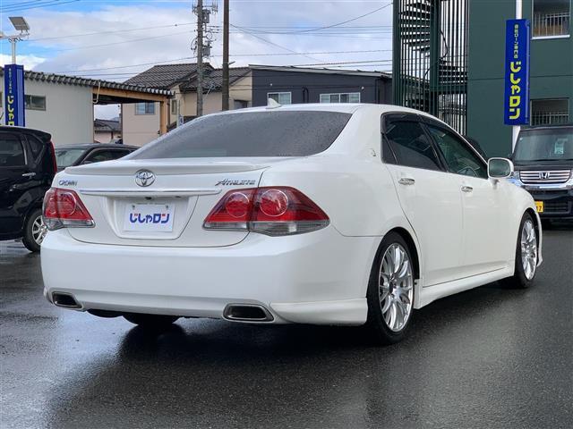 クラウン ２．５アスリート　プレミアムエディション　純正ナビ（ＣＤ・ＤＶＤ・ＢＴ接続可）／フルセグテレビ／バックカメラ／ビルトインＥＴＣ／パワーシート（Ｄ席・Ｎ席）／シートヒーター（Ｄ席・Ｎ席）／エアシート（Ｄ席・Ｎ席）（7枚目）