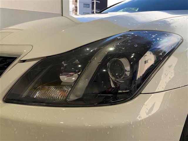 クラウン ２．５アスリート　プレミアムエディション　純正ナビ（ＣＤ・ＤＶＤ・ＢＴ接続可）／フルセグテレビ／バックカメラ／ビルトインＥＴＣ／パワーシート（Ｄ席・Ｎ席）／シートヒーター（Ｄ席・Ｎ席）／エアシート（Ｄ席・Ｎ席）（16枚目）